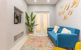 Wonderful Brand New Apartment Belém - A few steps away from the River!
